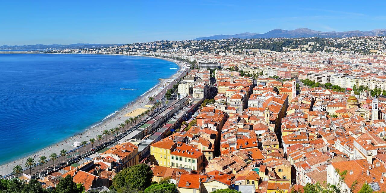 Nice old town and Mediterranean shoreline along the Promenade des Anglais.